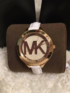 Đồng hồ Michael Kors MK2389 cho nữ dây da trắng