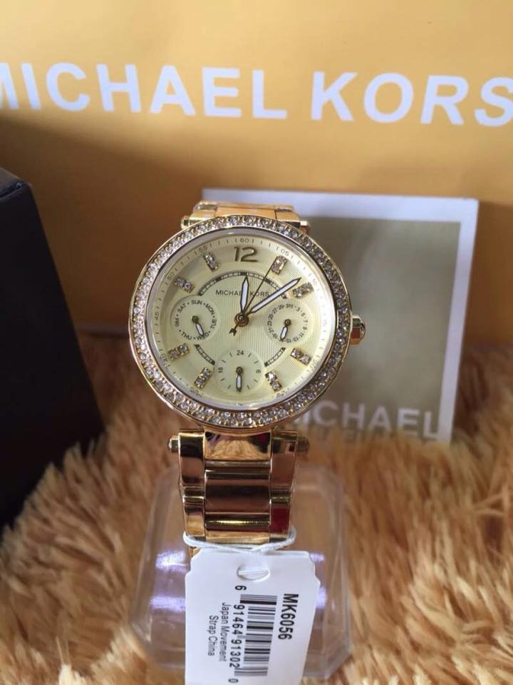 Đồng hồ Michael Kors MK6056 cho nữ vành đá mặt vàng